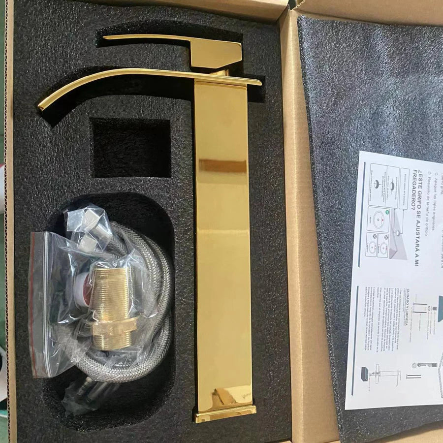 Torneira Cascata Dourada Luxo para Banheiro Monocomando Alta Brilho Premium Luxea