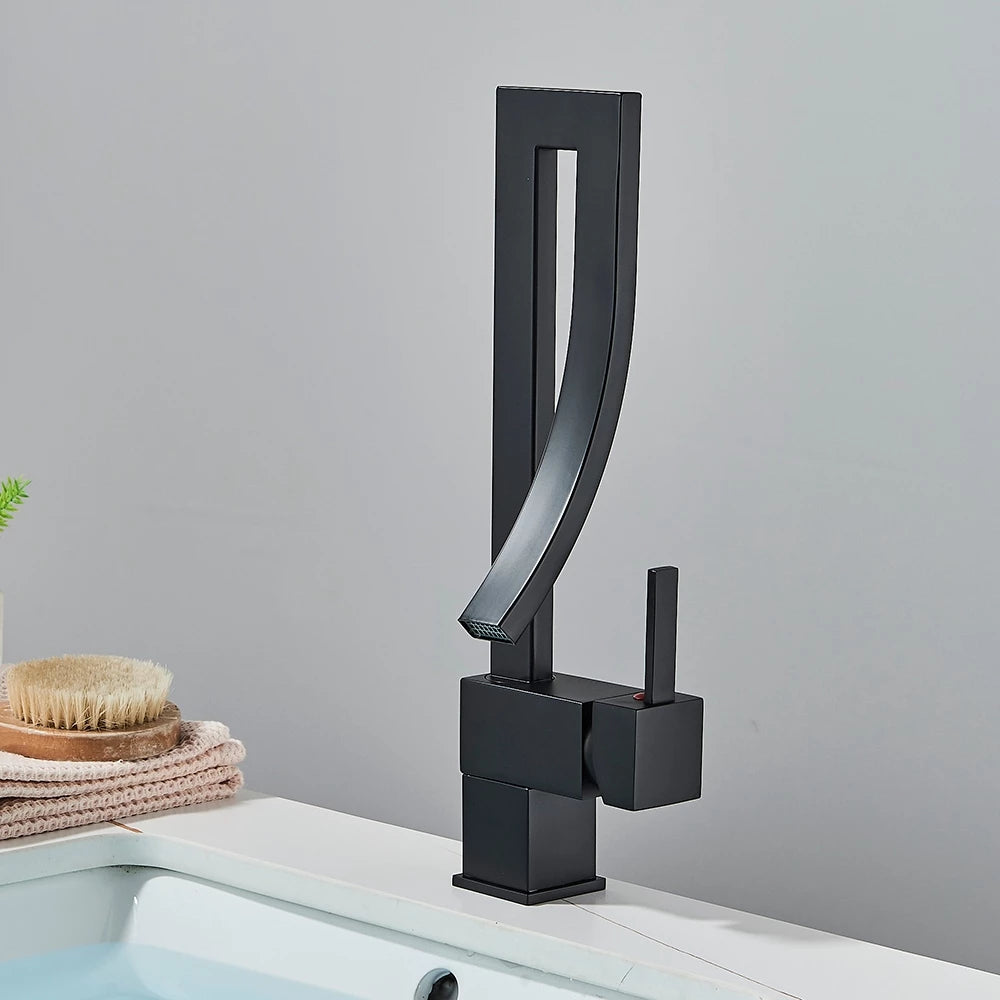 Torneira para Banheiro Luxea Inox 304 Cascata Quadrada Monocomando Quente e Fria