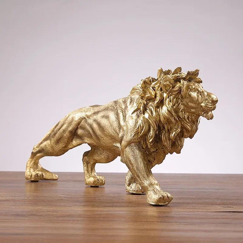 Estátua Rei Leão Dourado