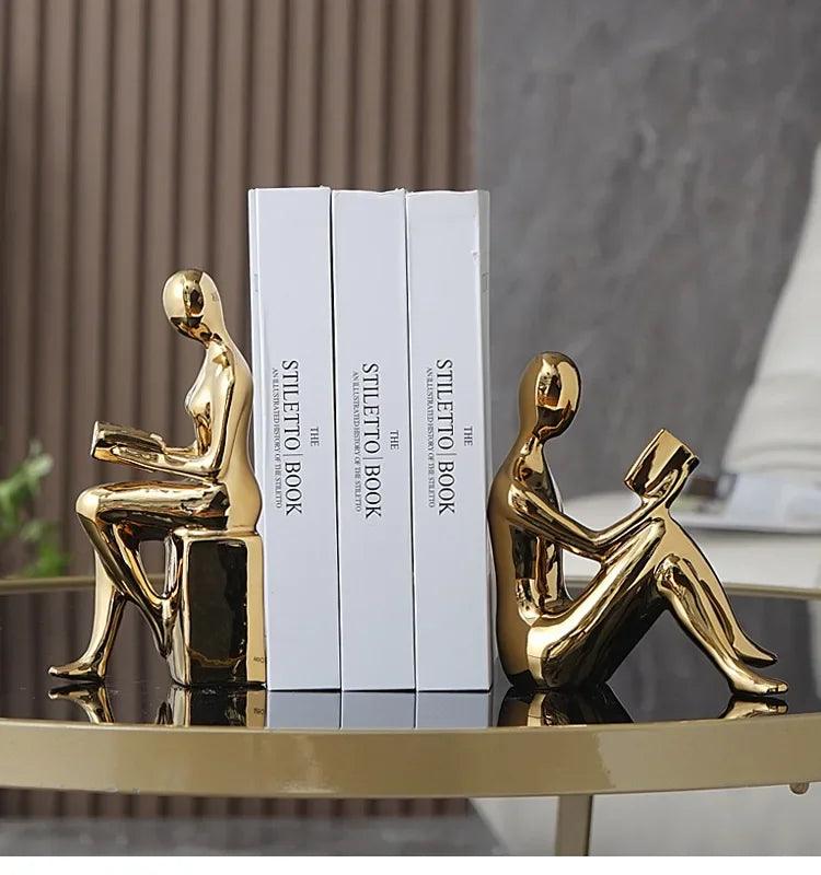 Escultura Moderno Menina com Livro