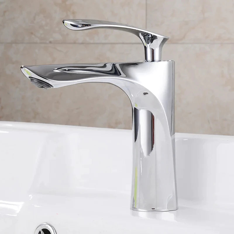 Torneira Luxea para Banheiro Monocomando Bica Baixa em Metal com Cascata de Luxo